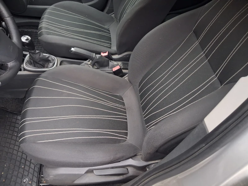 Opel Corsa 1.3CDTI, снимка 13 - Автомобили и джипове - 53295670