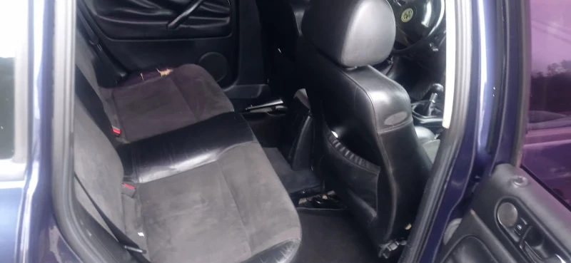 VW Passat, снимка 5 - Автомобили и джипове - 53297377