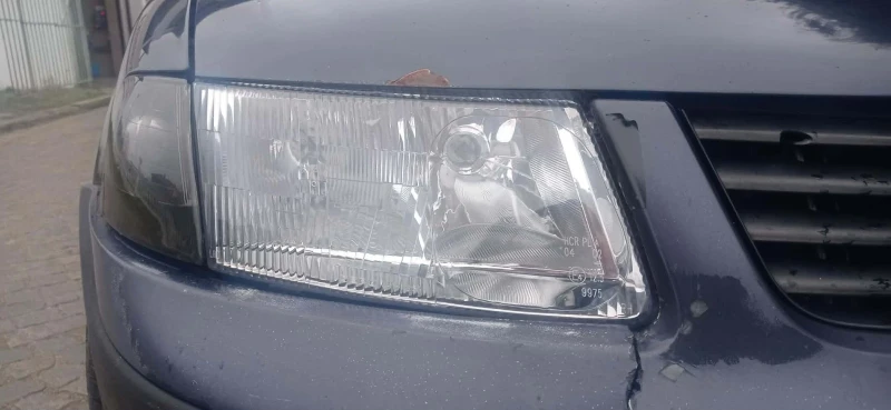 VW Passat, снимка 12 - Автомобили и джипове - 53297377