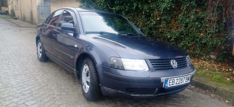 VW Passat, снимка 2 - Автомобили и джипове - 53297377