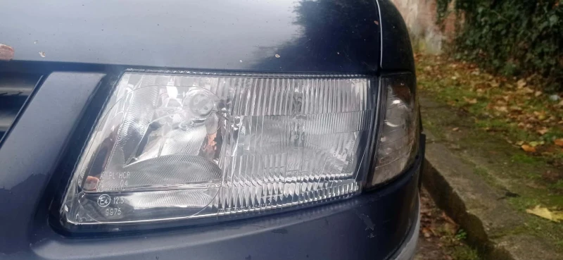 VW Passat, снимка 13 - Автомобили и джипове - 53297377