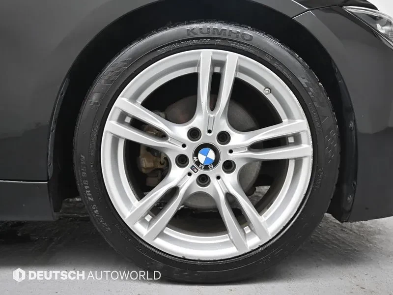 BMW 320 I M Sports Shadow, снимка 5 - Автомобили и джипове - 55830721