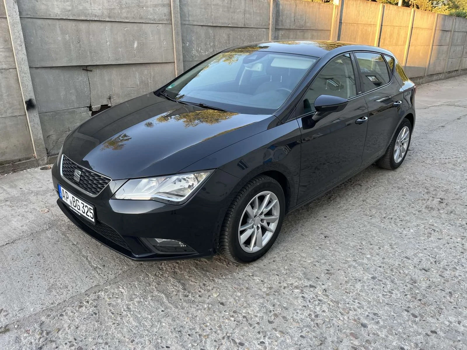 Seat Leon 1.4 TGI Метан, снимка 1