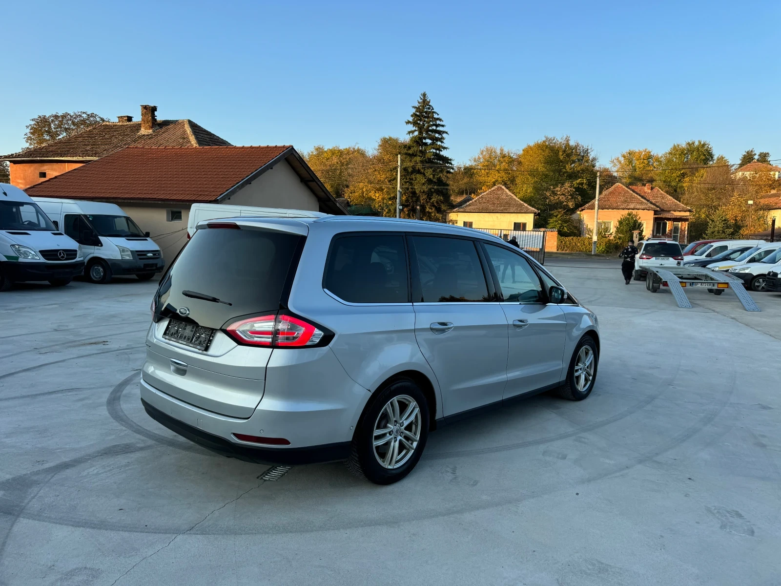 Ford Galaxy 2.0TDI TITANIUM - изображение 5