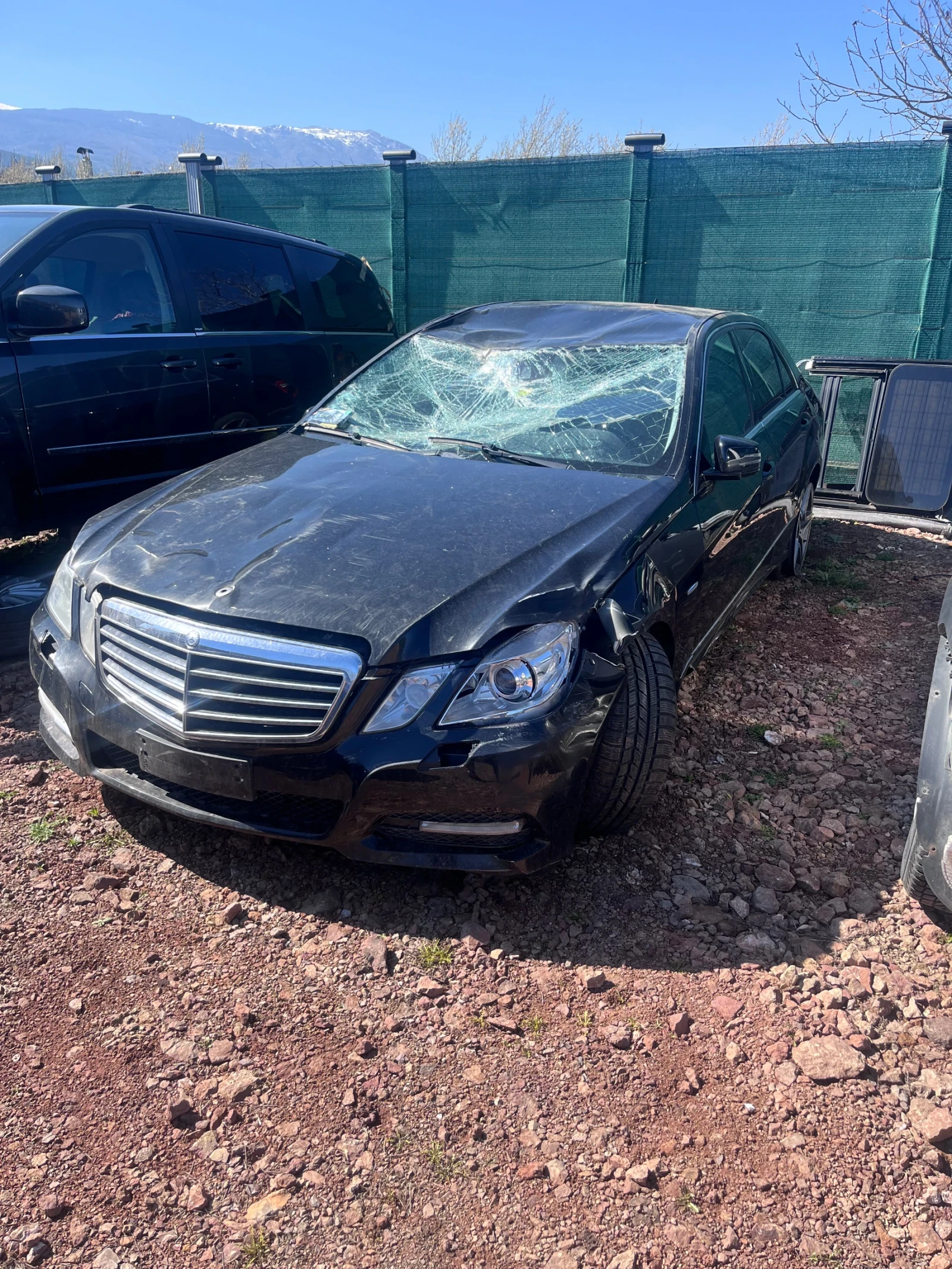 Mercedes-Benz E 220 2 бр 2010/2013г | Mobile.bg — изображение 11