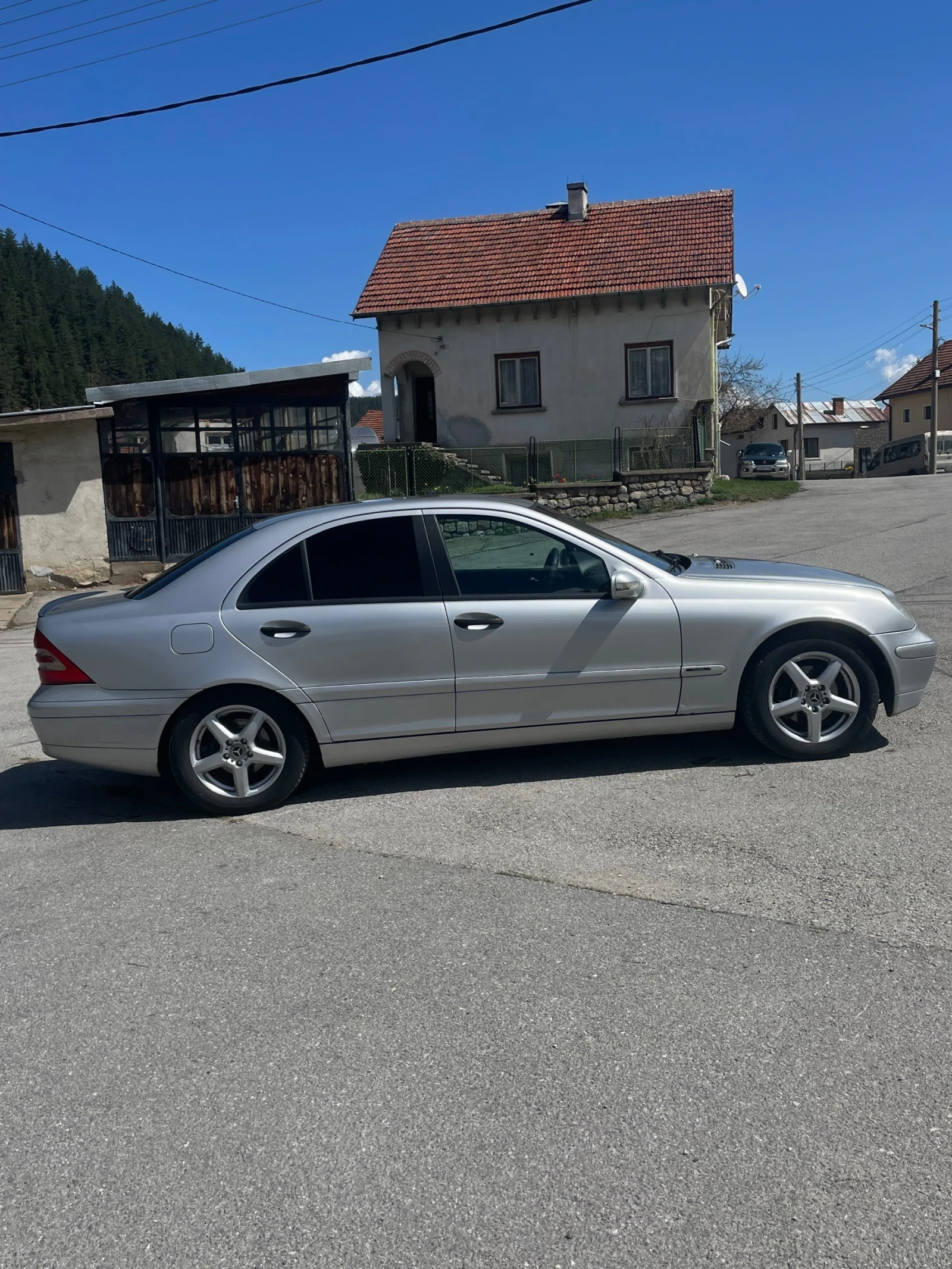 Mercedes-Benz C 200 Kompressor - изображение 5