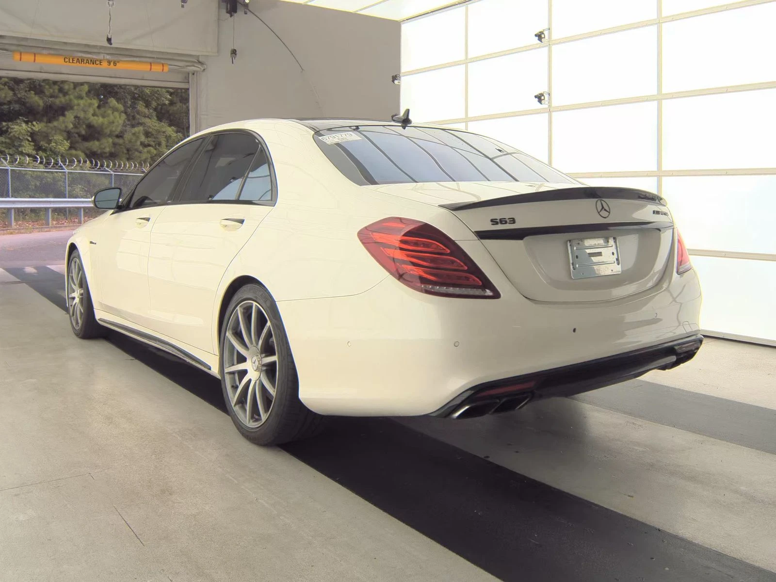Mercedes-Benz S 63 AMG Обдух* BURMESTER* Night Vision* 360* Пано* Масаж*  - изображение 6