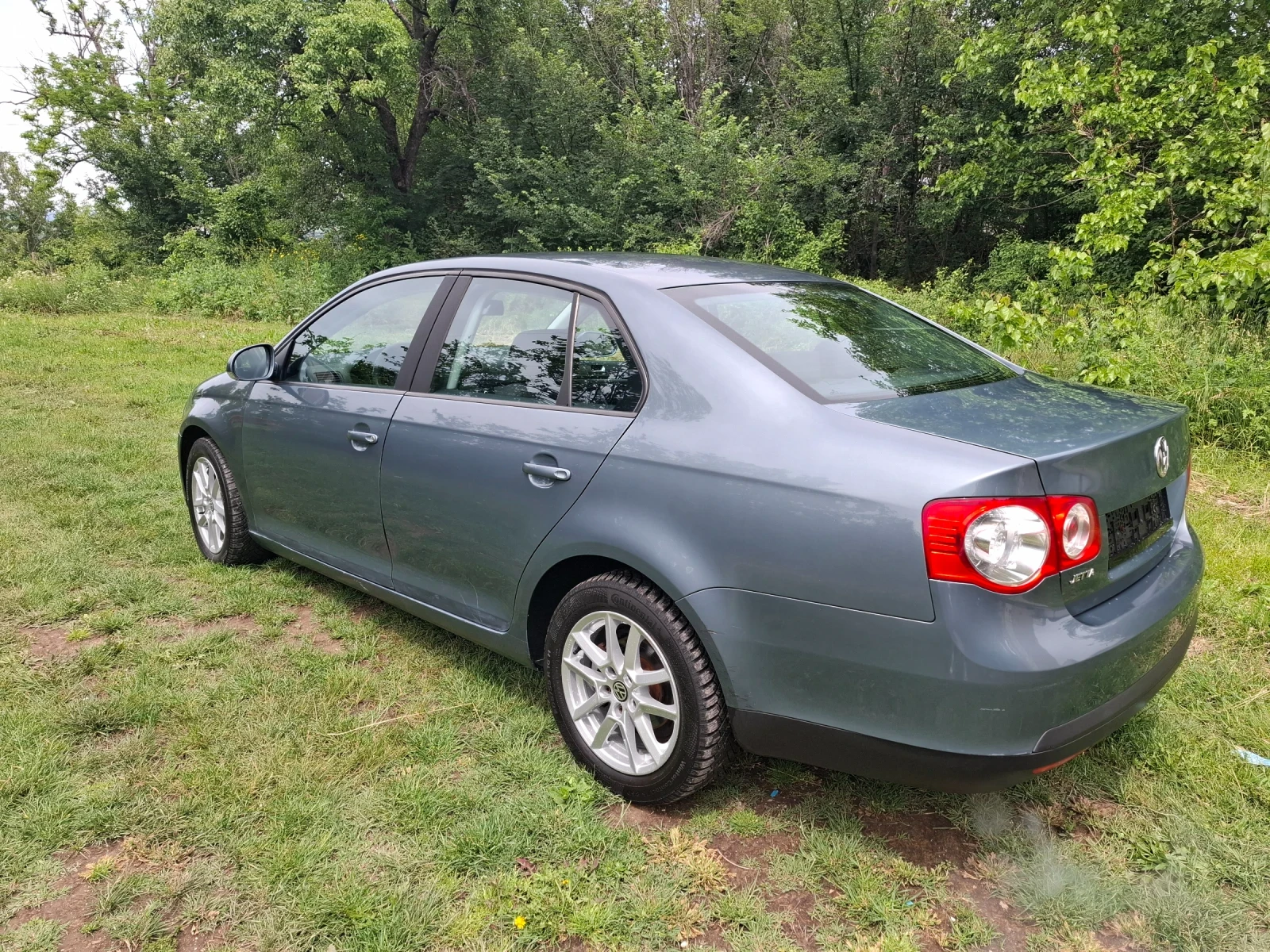 VW Jetta 1.6i - изображение 6