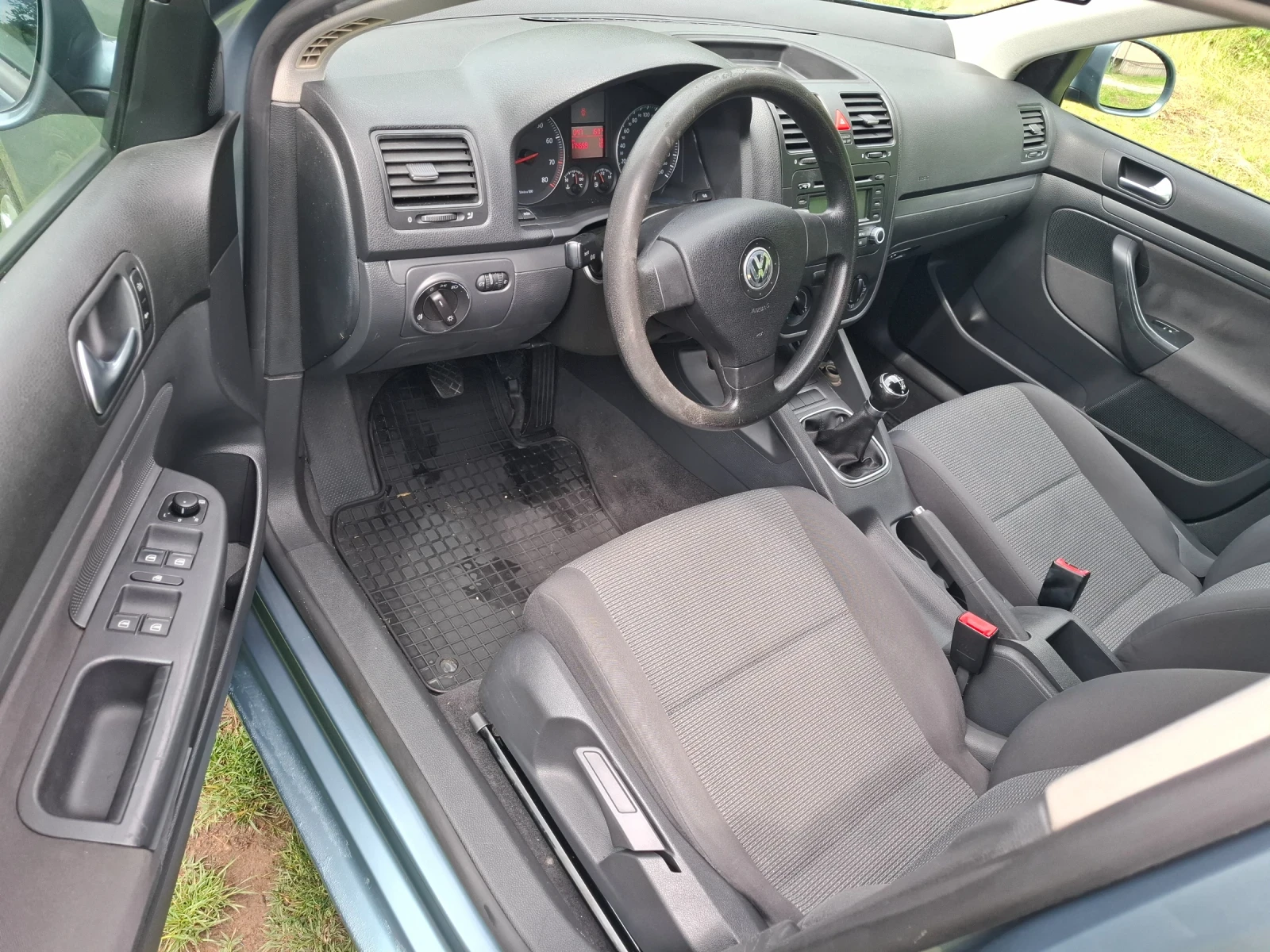 VW Jetta 1.6i - изображение 8