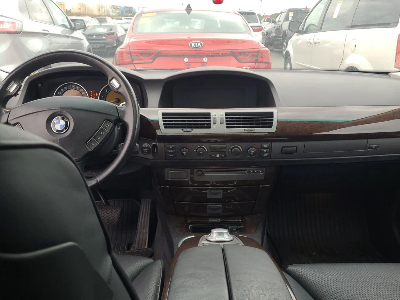 BMW 745 CARFAX* АВТОФИНАНСИРАНЕ* БЕЗ ПЪРВОНАЧАЛНА ВНОСКА*  - изображение 10