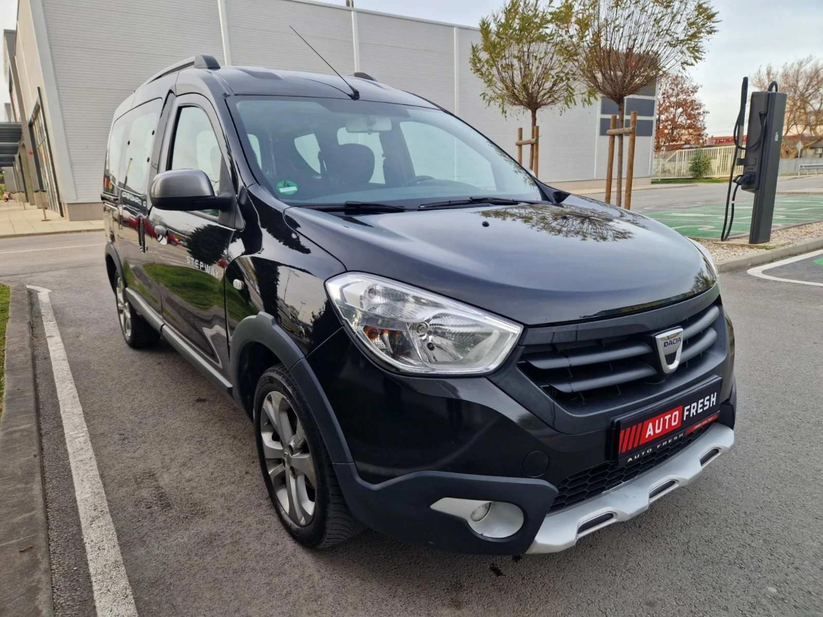 Dacia Dokker 1.5 / 90 к.с. STEPWAY - изображение 2