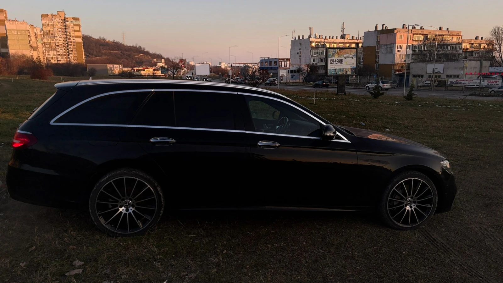 Mercedes-Benz E 220  - изображение 5