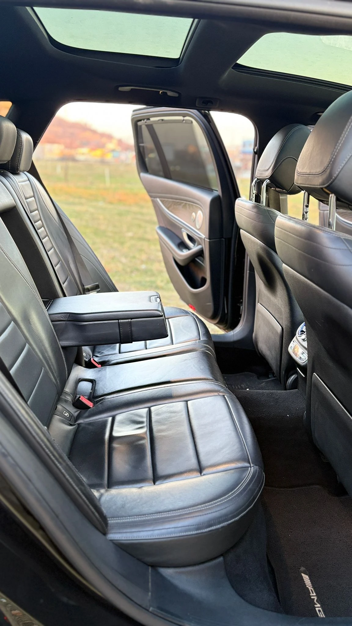 Mercedes-Benz E 220  - изображение 9