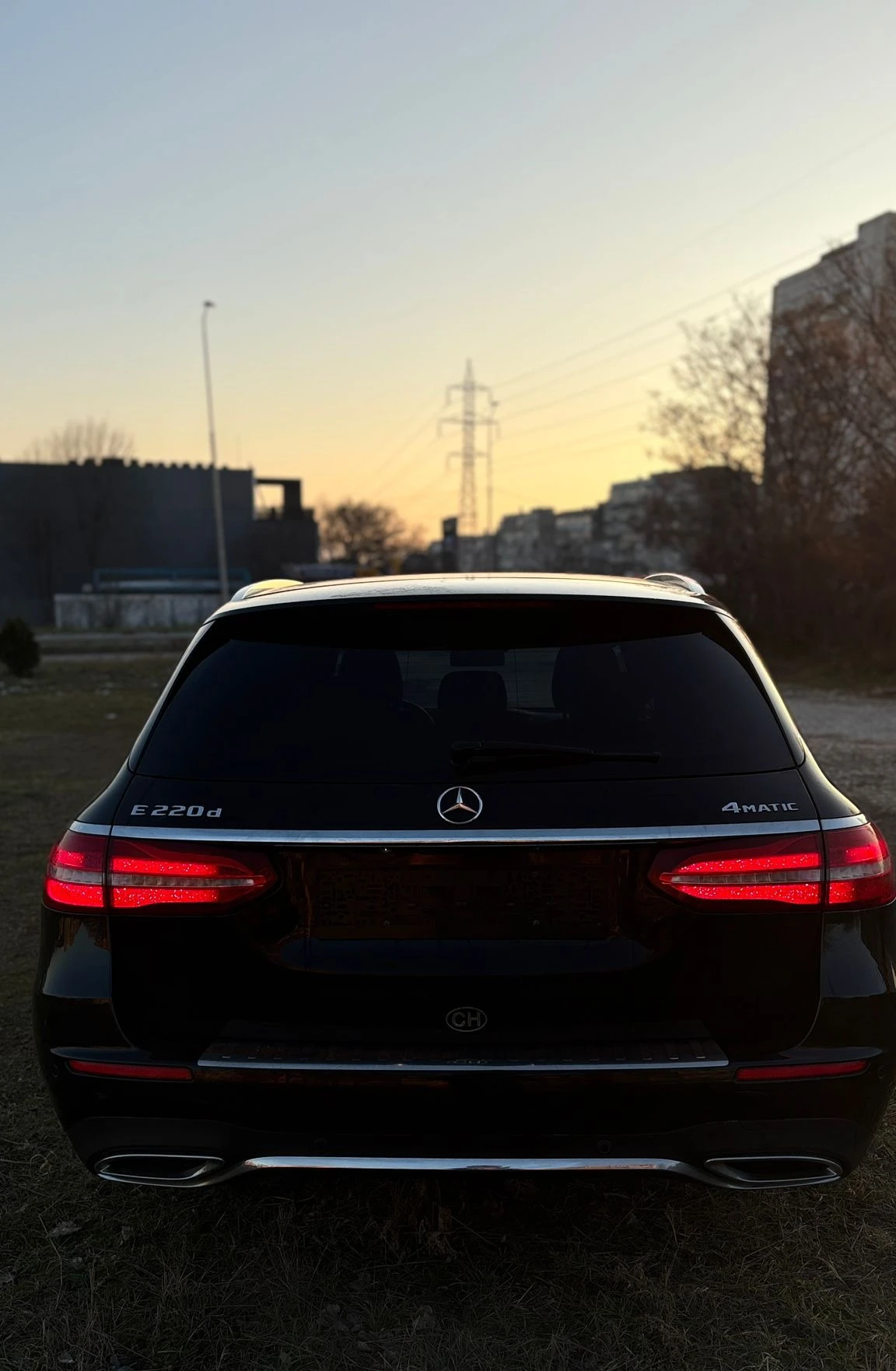 Mercedes-Benz E 220  - изображение 4