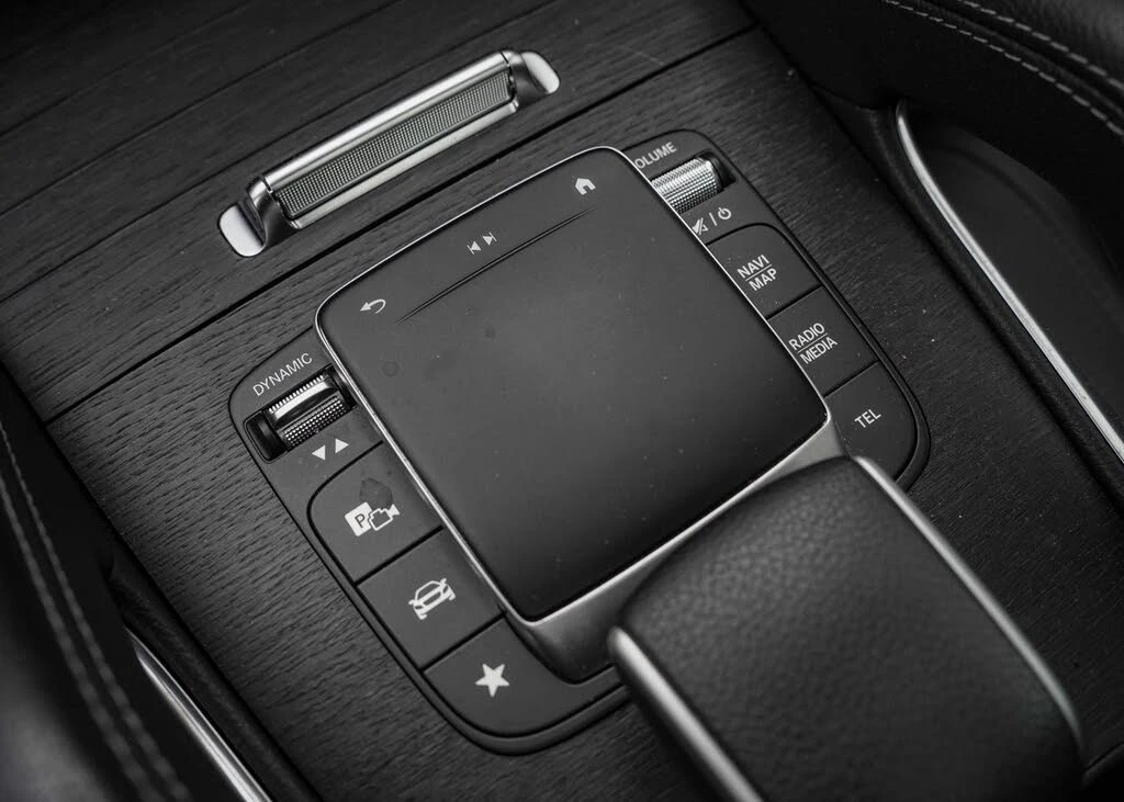 Mercedes-Benz GLE 450 4MATIC * NAVI * LED * CAMERA * BURMESTER * ПОДГРЕВ, снимка 14 - Автомобили и джипове - 53811487