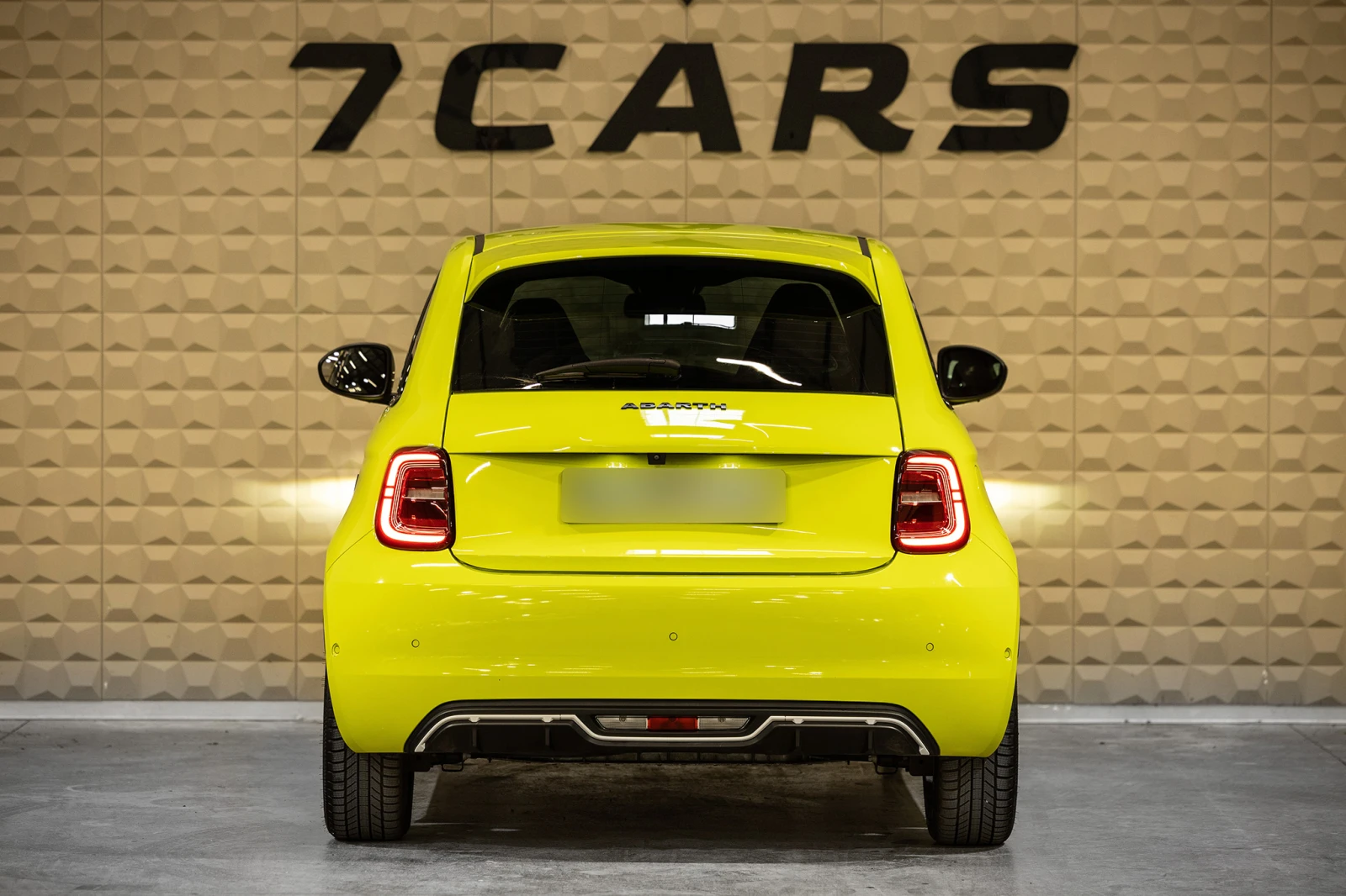 Abarth 500e Electrical Engine * Panoramic roof * ГАРАНЦИЯ, снимка 5 - Автомобили и джипове - 54031400