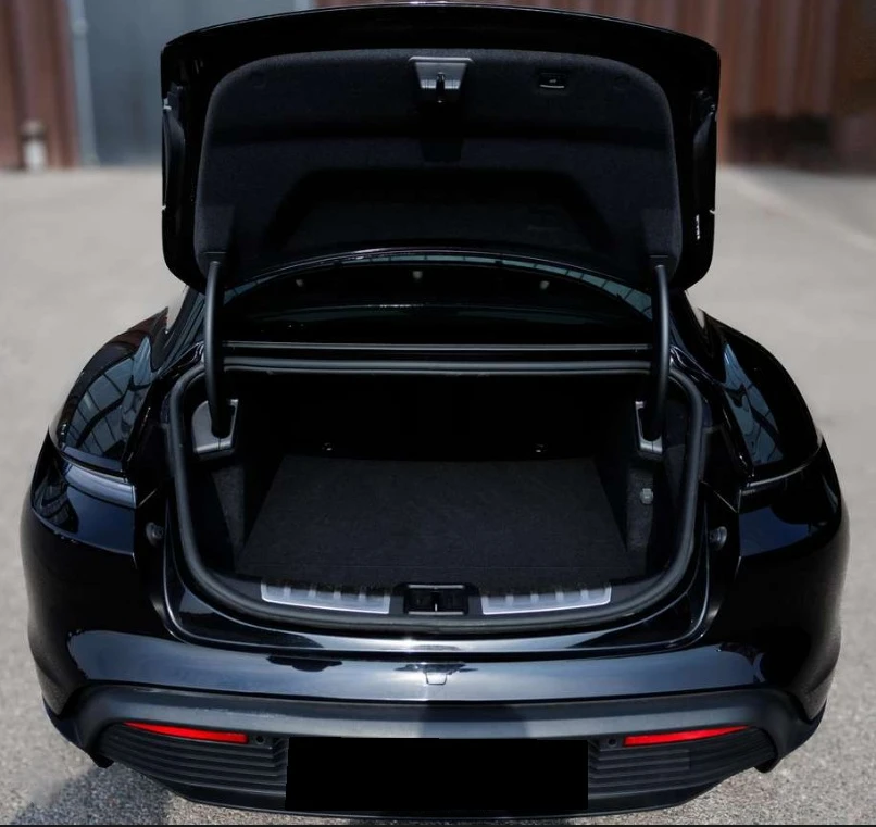 Porsche Taycan 105 kWh, снимка 4 - Автомобили и джипове - 54299854