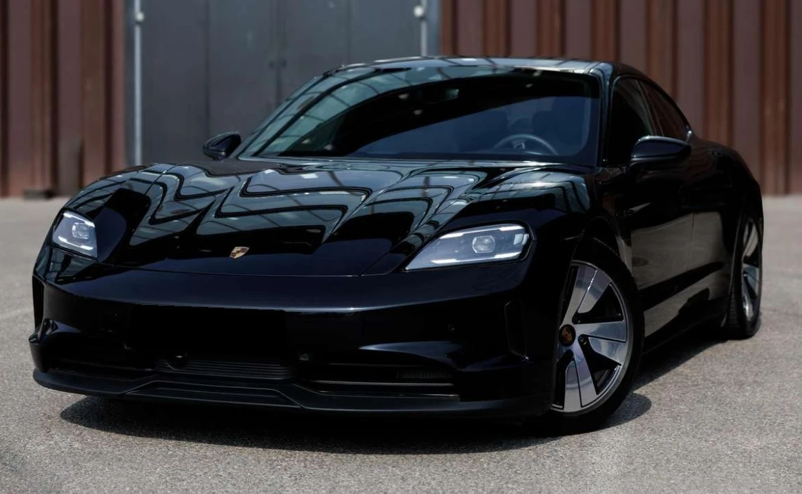 Porsche Taycan 105 kWh