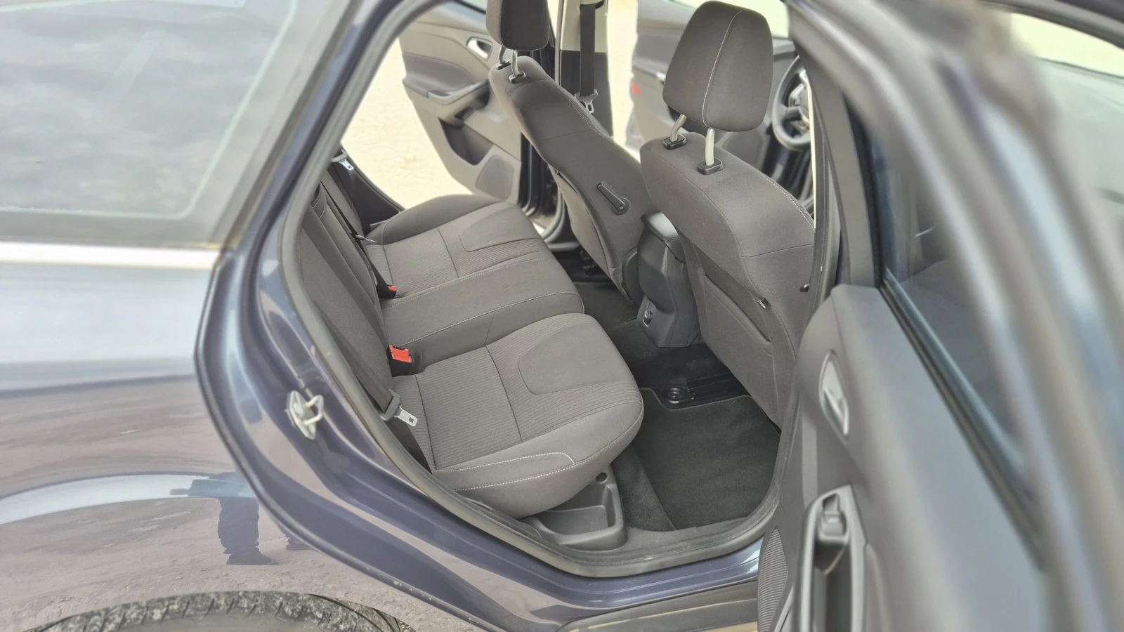 Ford Focus 1.6 TDCi ECOnetic Titanium , снимка 10 - Автомобили и джипове - 54367690