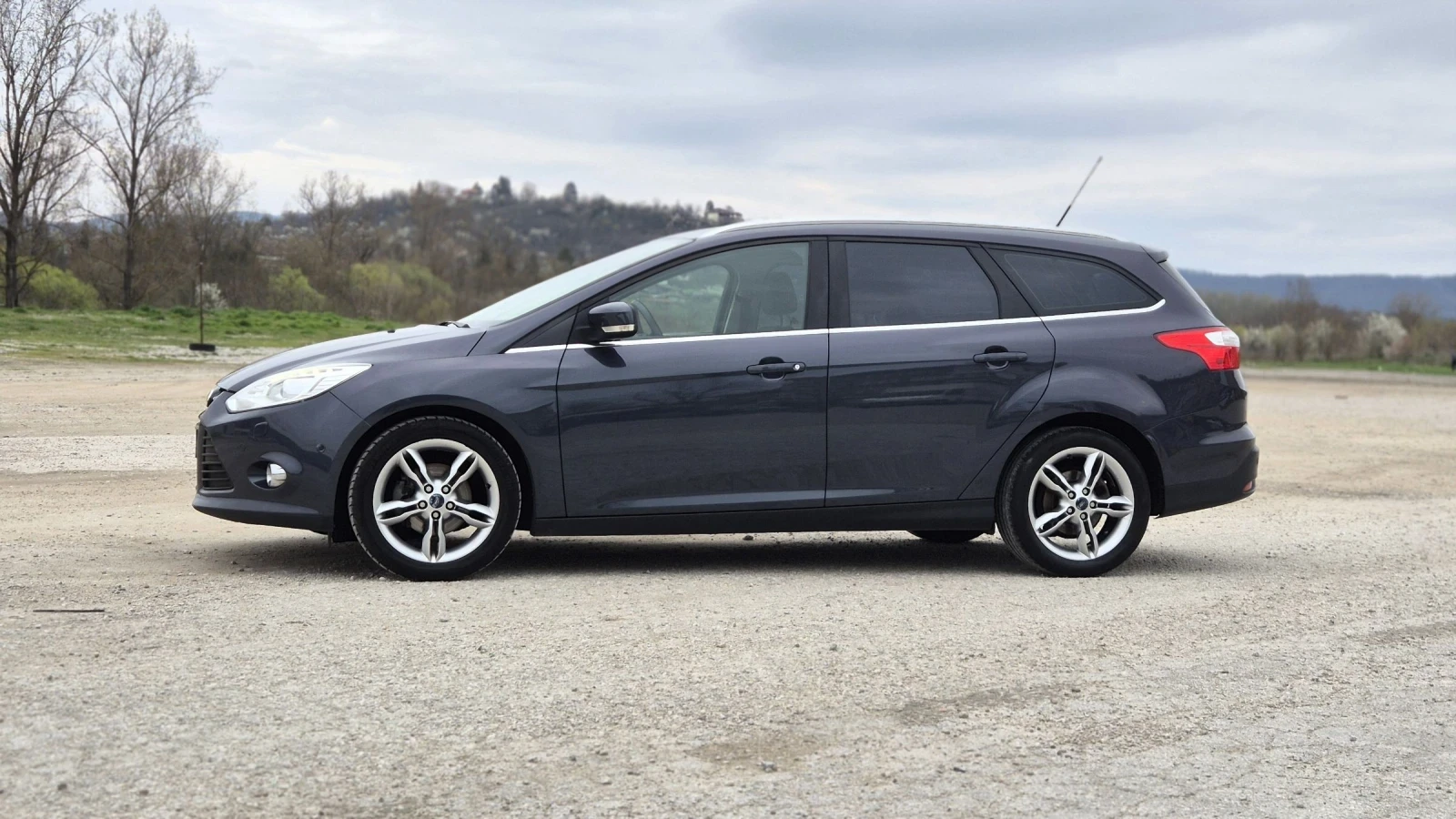 Ford Focus 1.6 TDCi ECOnetic Titanium , снимка 11 - Автомобили и джипове - 54367690