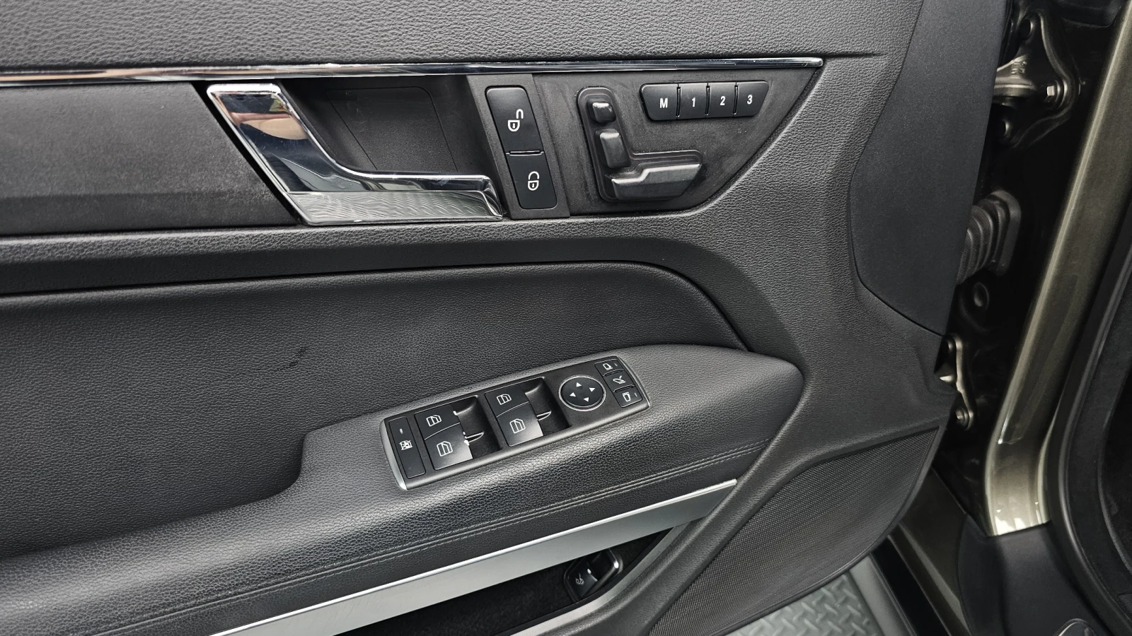Mercedes-Benz E 350 AMG PK* MATTE TINT* �����* ����* ������ ���� | Mobile.bg � ����������� 13