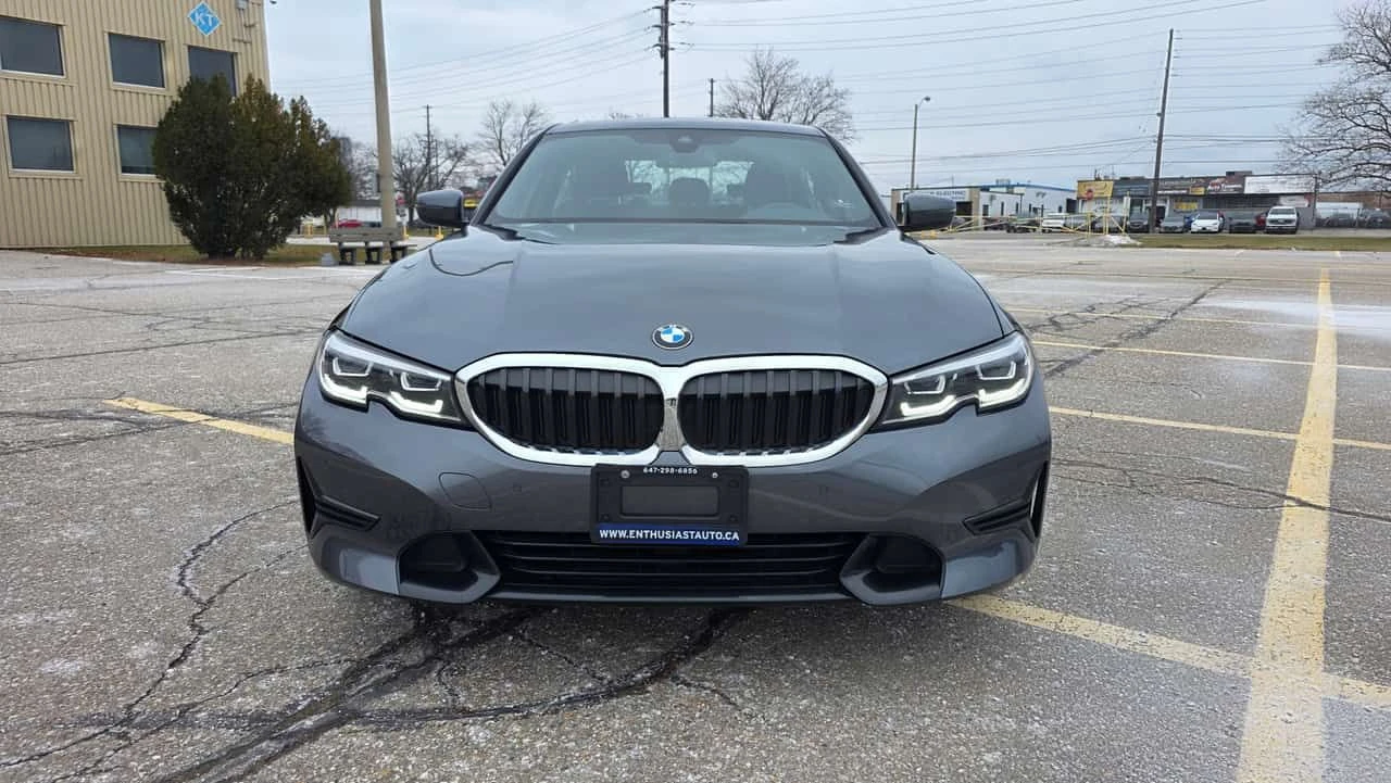 BMW 330 xDrive / CAMERA / ПОДГРЕВИ / КЛИП НА МОТОРА , снимка 6 - Автомобили и джипове - 54651921