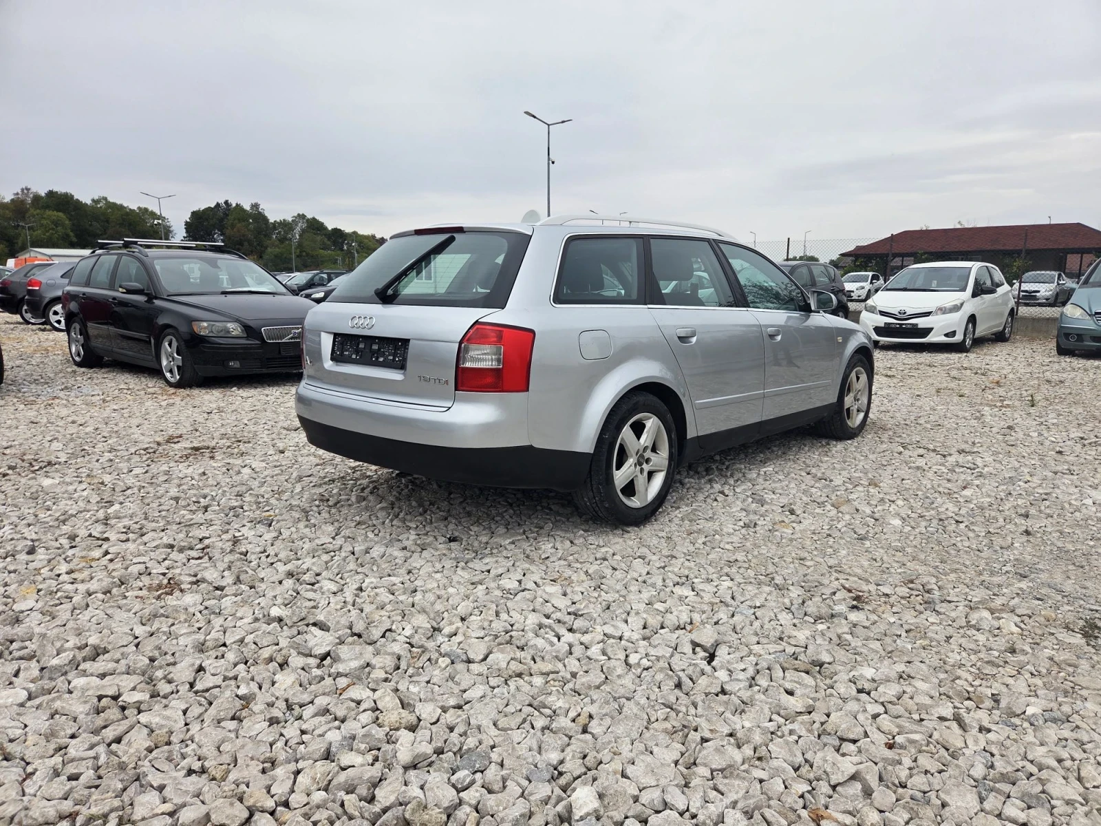 Audi A4 1.9tdi* 131* внос Италия* , снимка 7 - Автомобили и джипове - 56285627