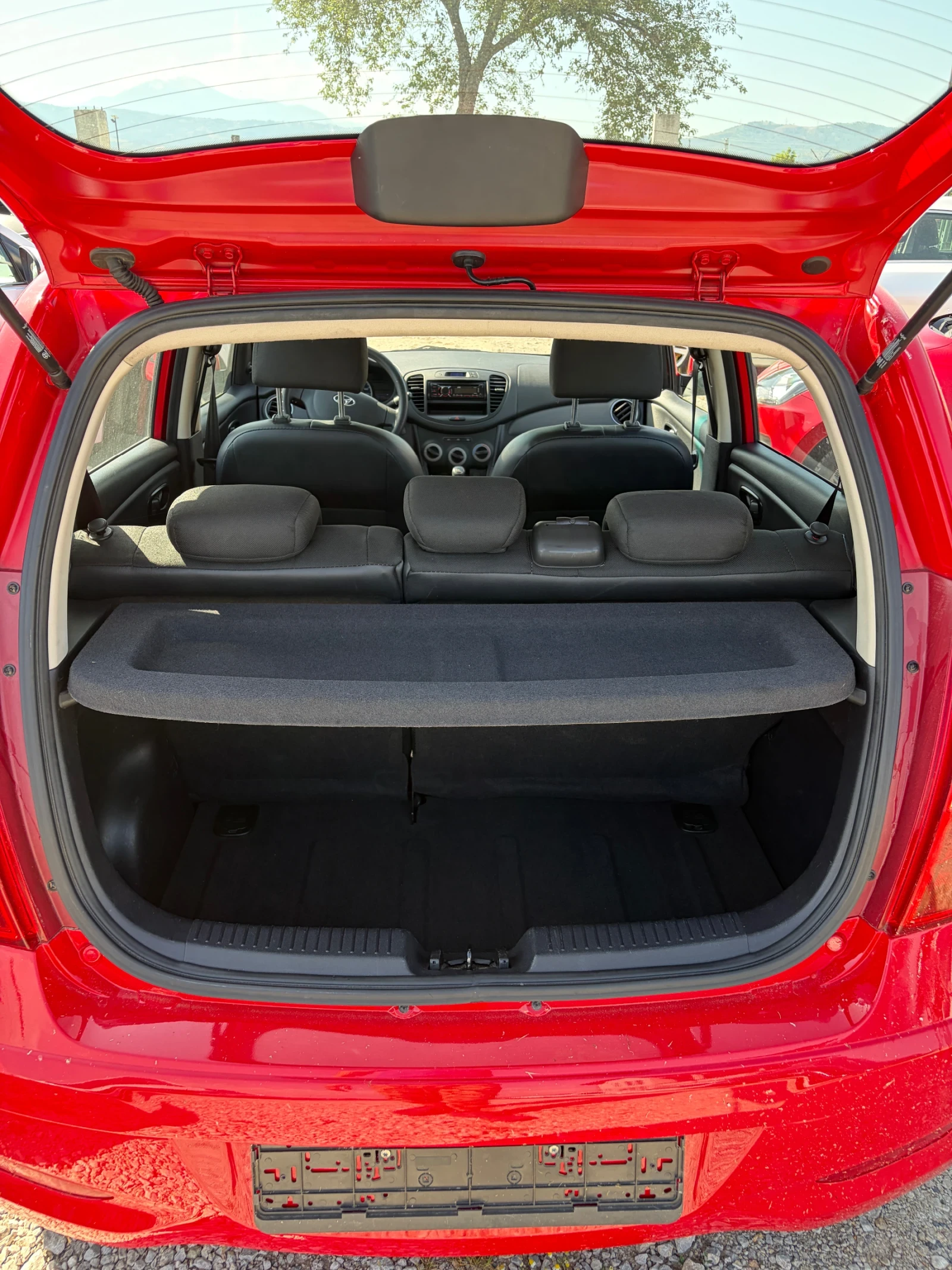 Hyundai I10, снимка 4 - Автомобили и джипове - 54746109