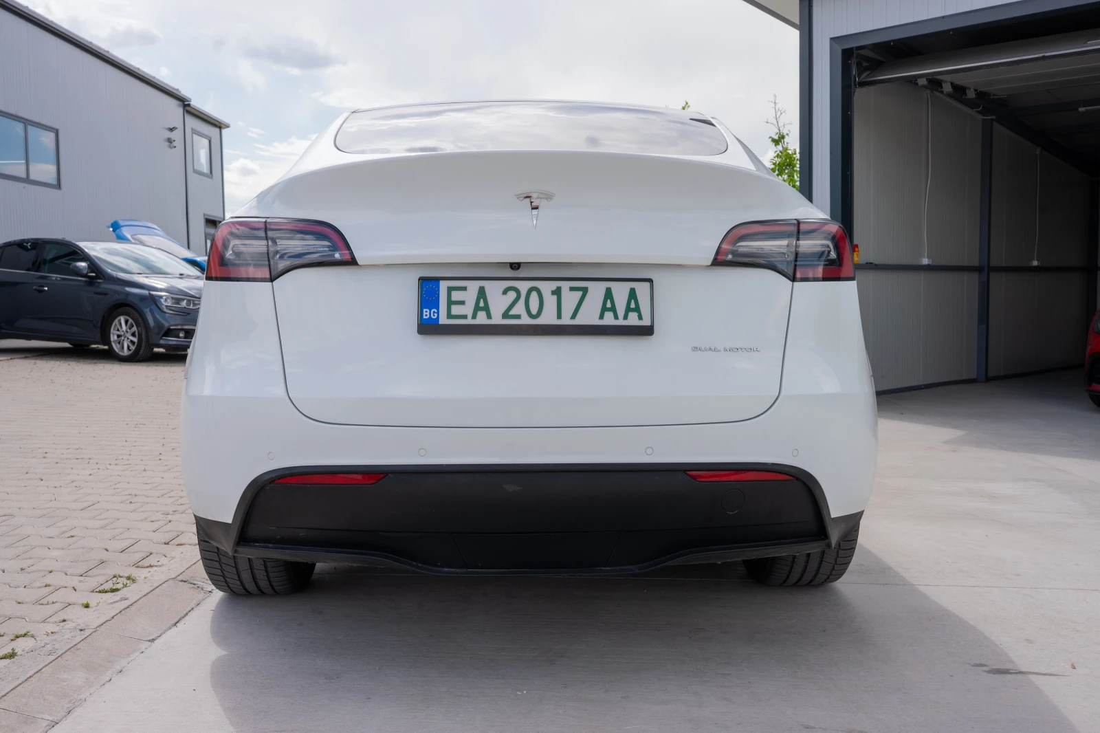 Tesla Model Y Long Range, снимка 4 - Автомобили и джипове - 54996615