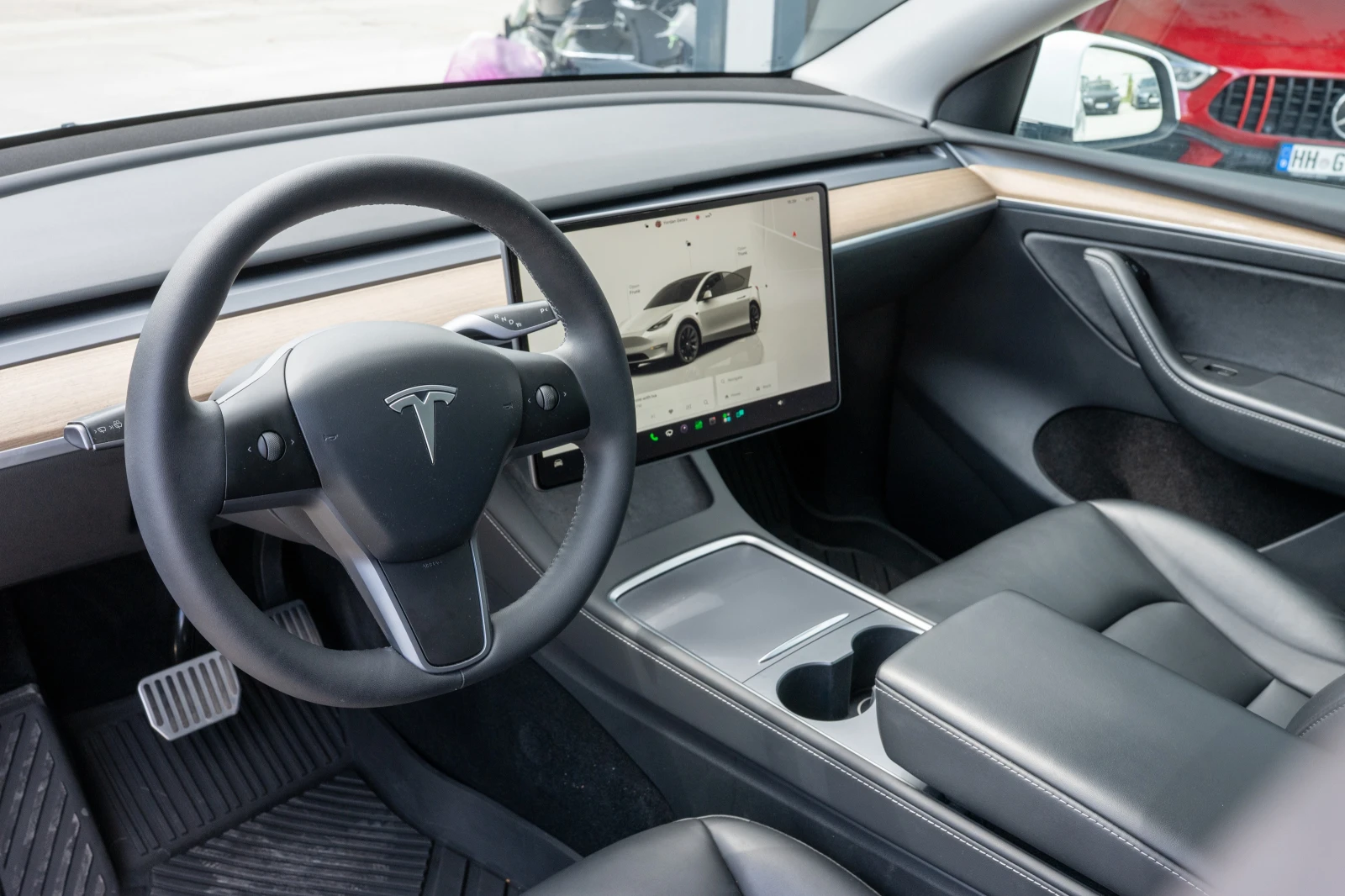 Tesla Model Y Long Range, снимка 14 - Автомобили и джипове - 54996615