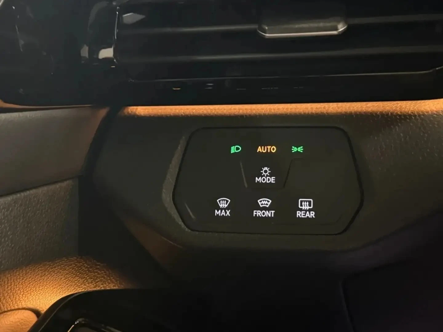 VW ID.4 * PRO* AWD* ПОДГРЕВ* NAVI* , снимка 16 - Автомобили и джипове - 55062604