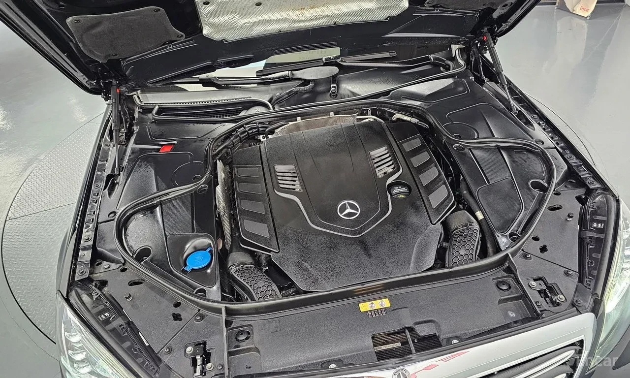 Mercedes-Benz Maybach S560 | MASSAGE| TV| BLINDS| 360| HEADS UP, снимка 5 - Автомобили и джипове - 55215265