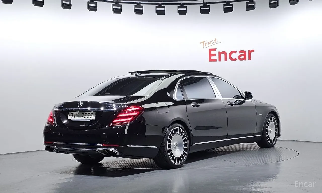Mercedes-Benz Maybach S560 | MASSAGE| TV| BLINDS| 360| HEADS UP, снимка 2 - Автомобили и джипове - 55215265