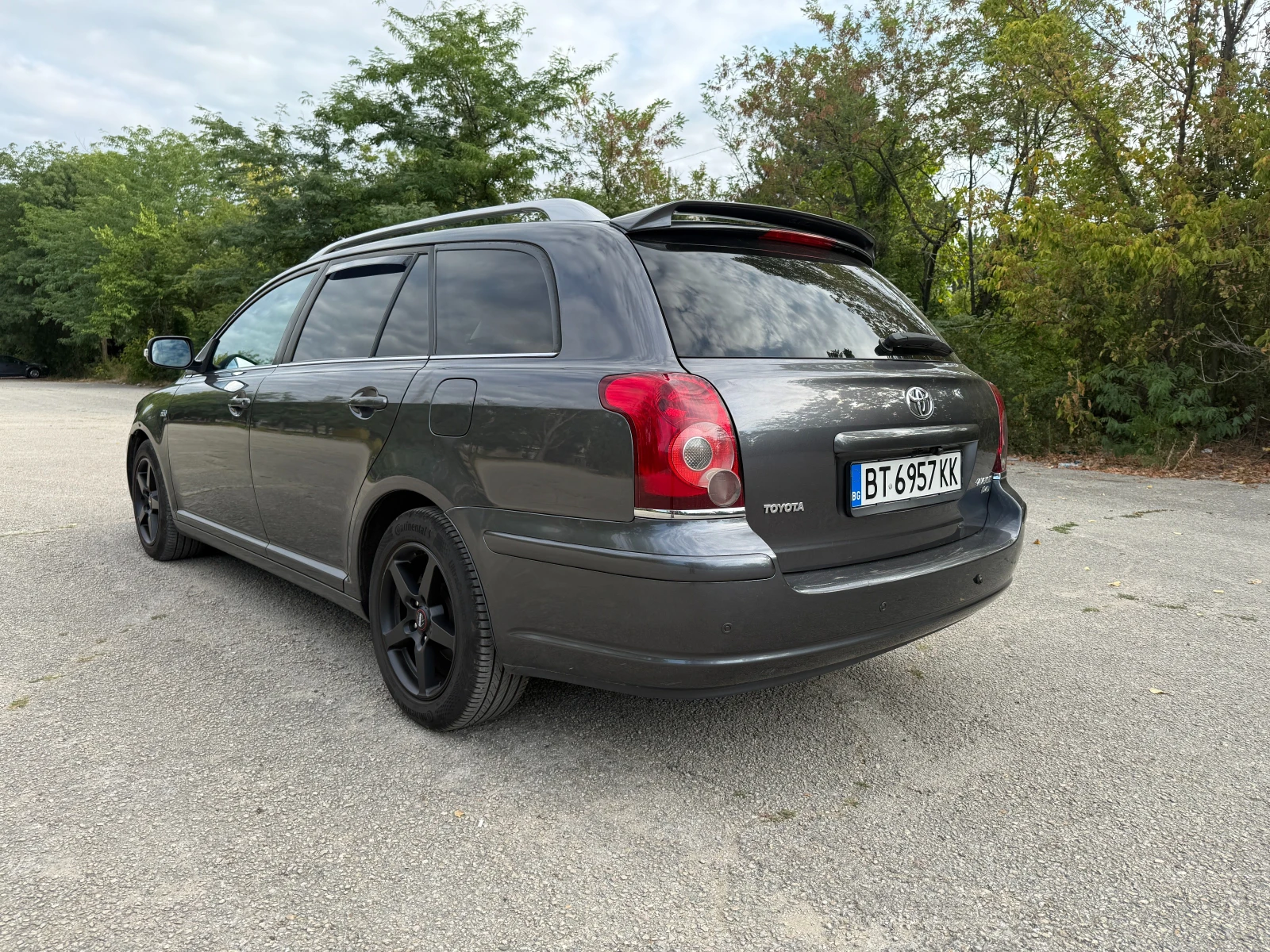 Toyota Avensis 2.2 D4D, снимка 3 - Автомобили и джипове - 55710227