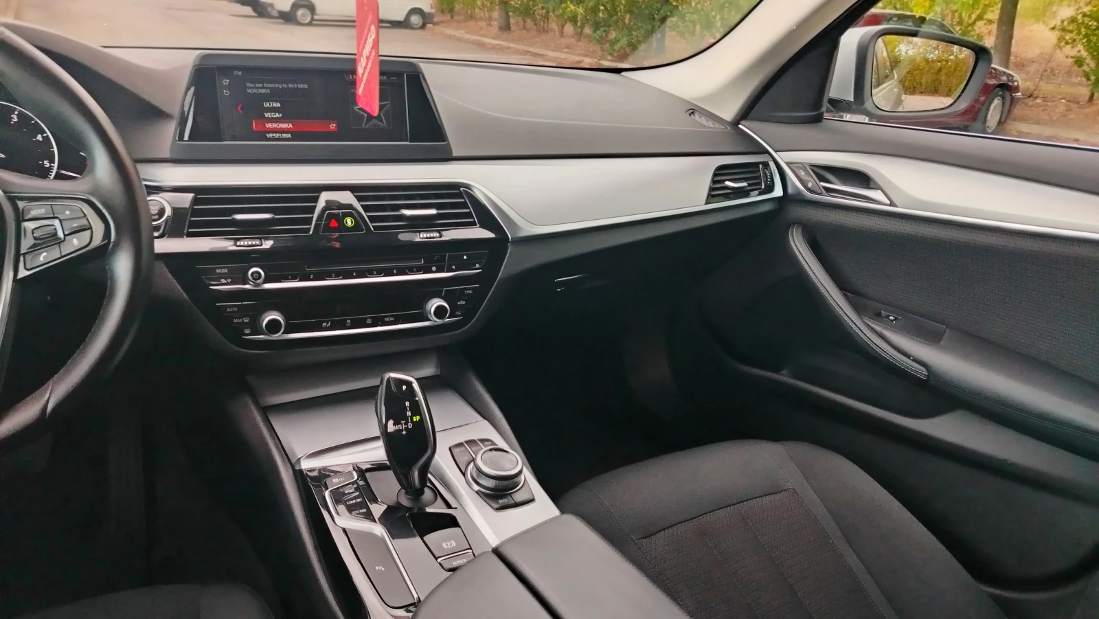 BMW 520 d, снимка 14 - Автомобили и джипове - 56282346