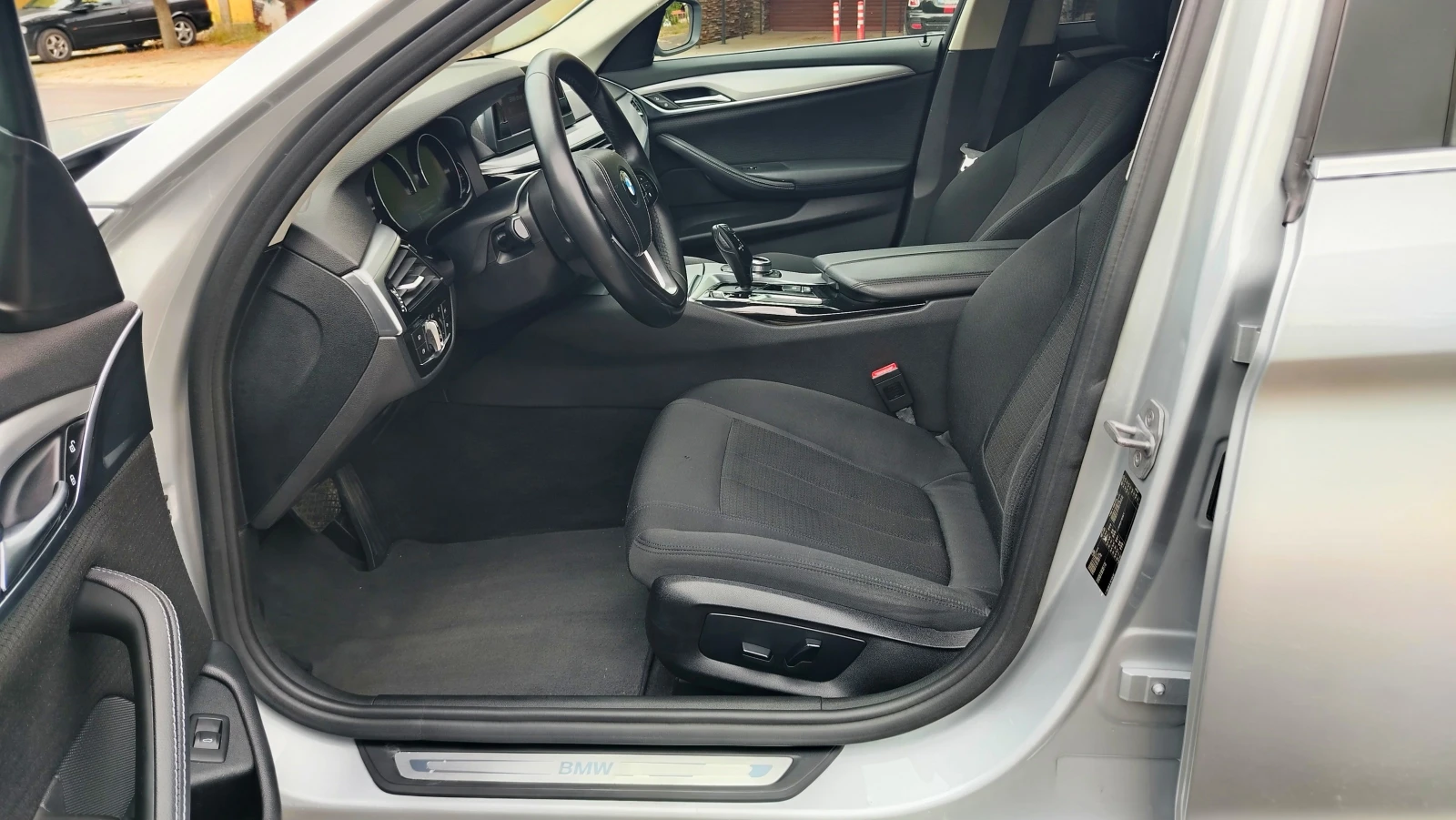 BMW 520 d, снимка 15 - Автомобили и джипове - 56282346
