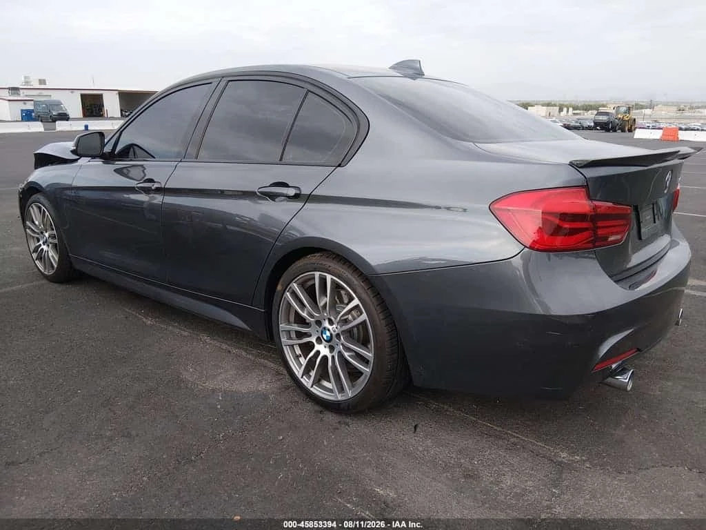 BMW 340 M PERFORMANCE * H/K * RED INTERIOR * CARFAX * , снимка 7 - Автомобили и джипове - 56645420