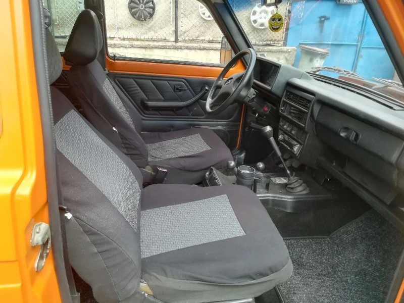 Lada Niva 1.7i Газ, снимка 5 - Автомобили и джипове - 46826437