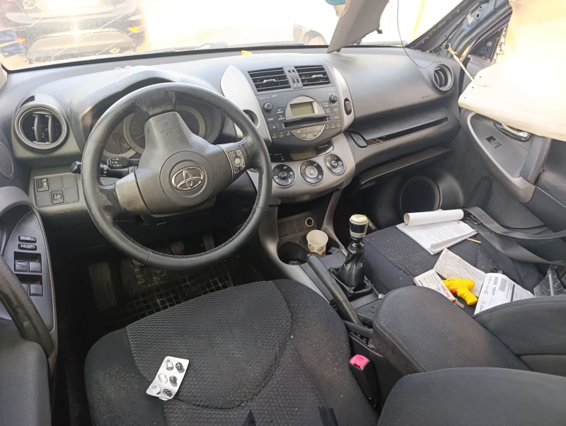 Toyota Rav4, снимка 5 - Автомобили и джипове - 48590051