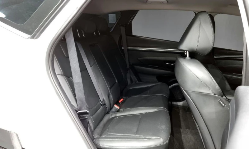 Hyundai Tucson Gasoline 1.6 Turbo 2WD Premium, снимка 12 - Автомобили и джипове - 52069892