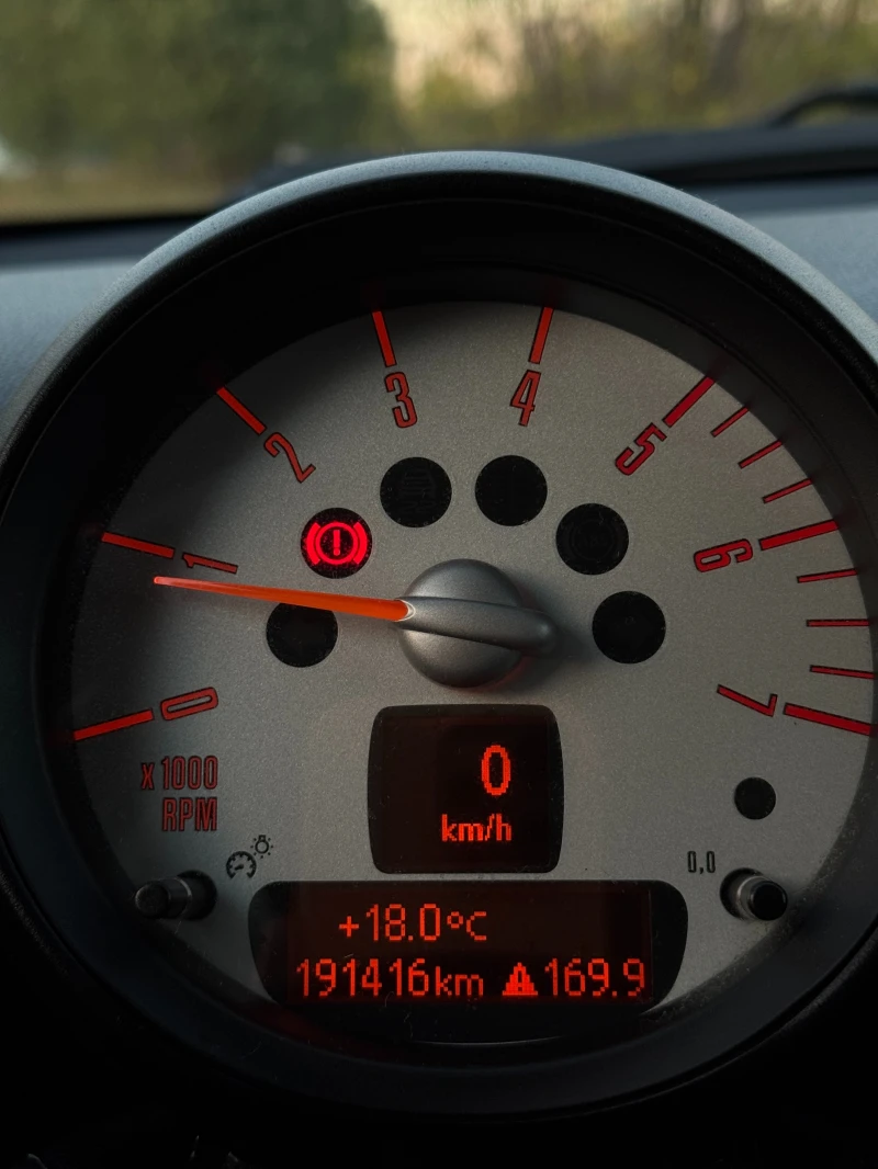 Mini Countryman 1.6 , снимка 11 - Автомобили и джипове - 52369336