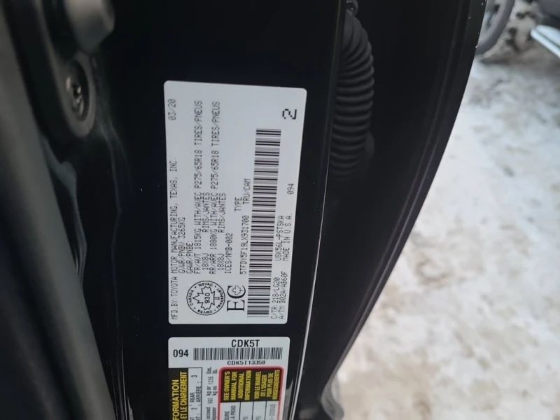 Toyota Tundra * 4x4 Crewmax * CARFAX * ДВА КЛЮЧА* НАВИГАЦИЯ* , снимка 4 - Автомобили и джипове - 53314984