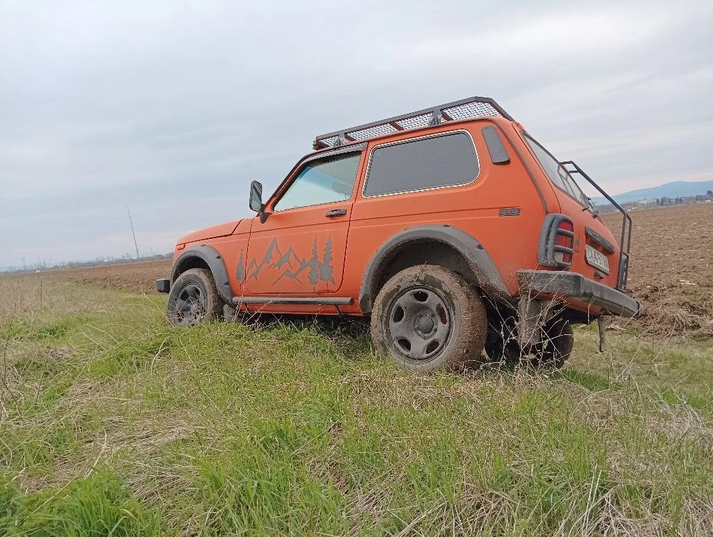 Lada Niva 1.7i Газ - изображение 9