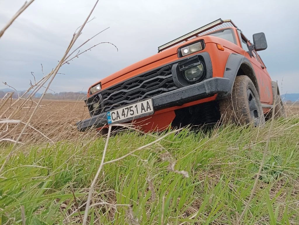 Lada Niva 1.7i Газ - изображение 10