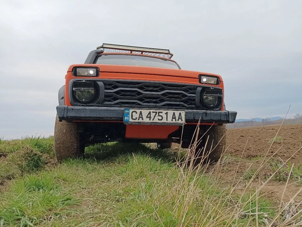 Lada Niva 1.7i Газ - изображение 8