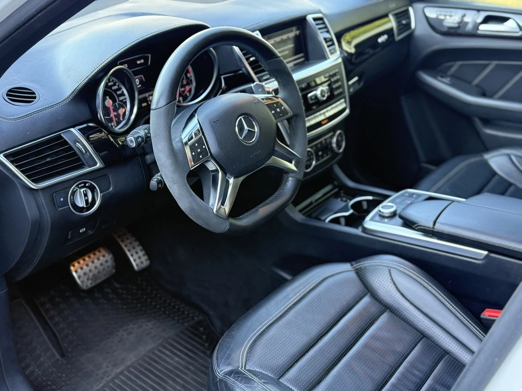 Mercedes-Benz ML 63 AMG СМЕНЕНА ВЕРИГА/ПОДГРЕВ/ОБДУХВАНЕ/DISTRONIC - изображение 6