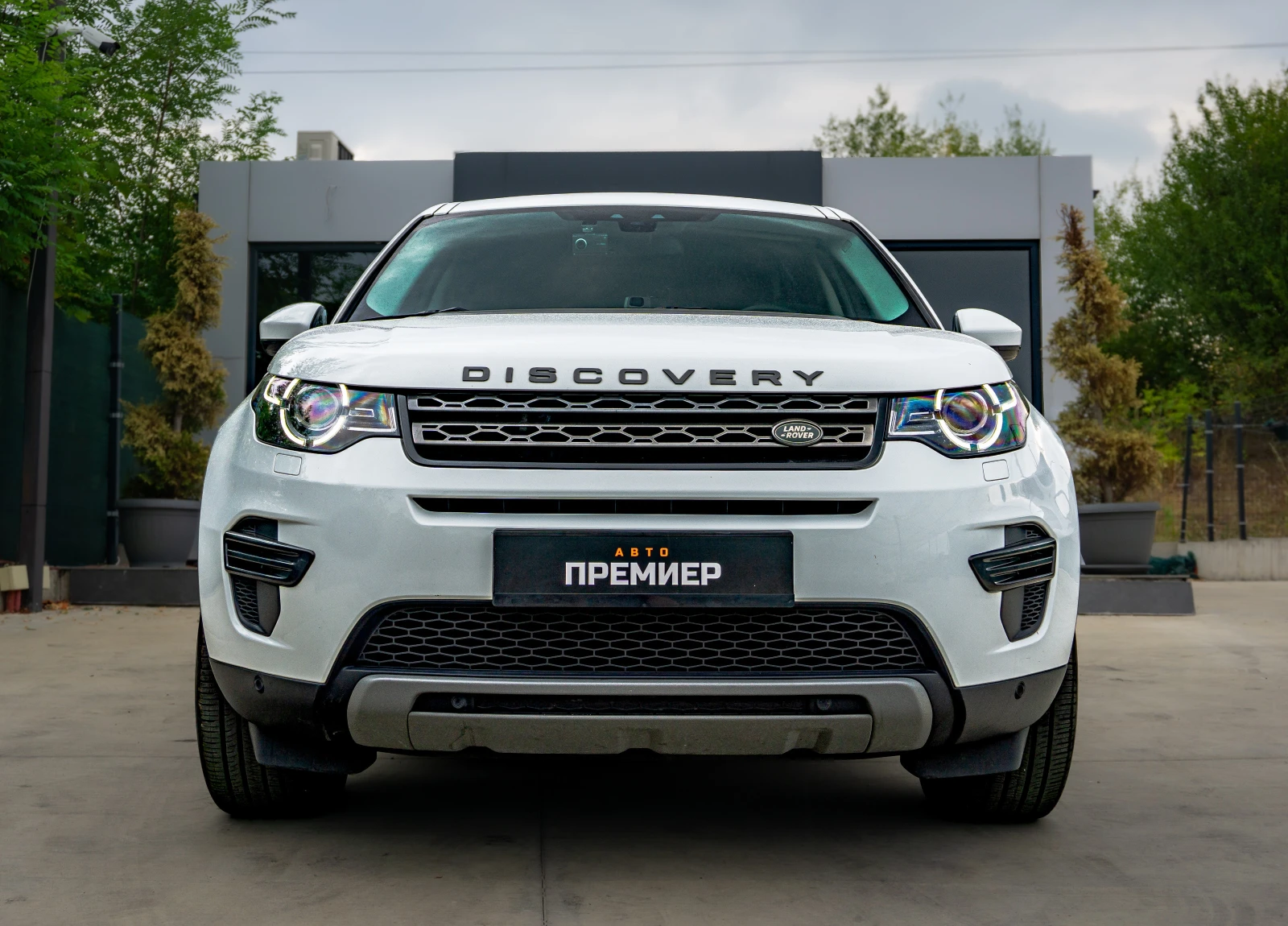 Land Rover Discovery Sport 2.0D-6 МЕСЕЦА ГАРАНЦИЯ-РЕАЛНИ КИЛОМЕТРИ-ТОП  - изображение 2