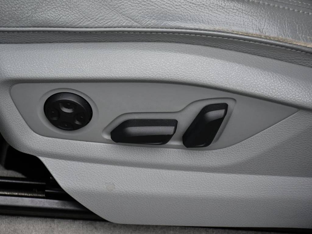 Audi Q7 * Progressiv 55 TFSI quattro * CARFAX * ���� �� �� | Mobile.bg � ����������� 14