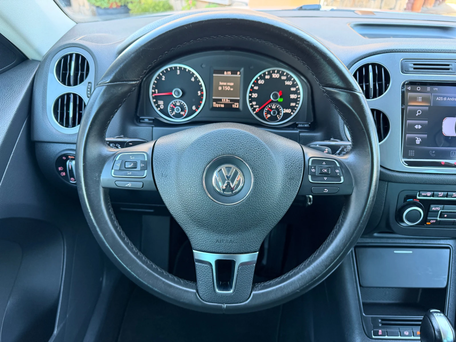 VW Tiguan 2.0TDI* NAVI* 100%km* KAMERA* LIZING, снимка 7 - Автомобили и джипове - 54146818
