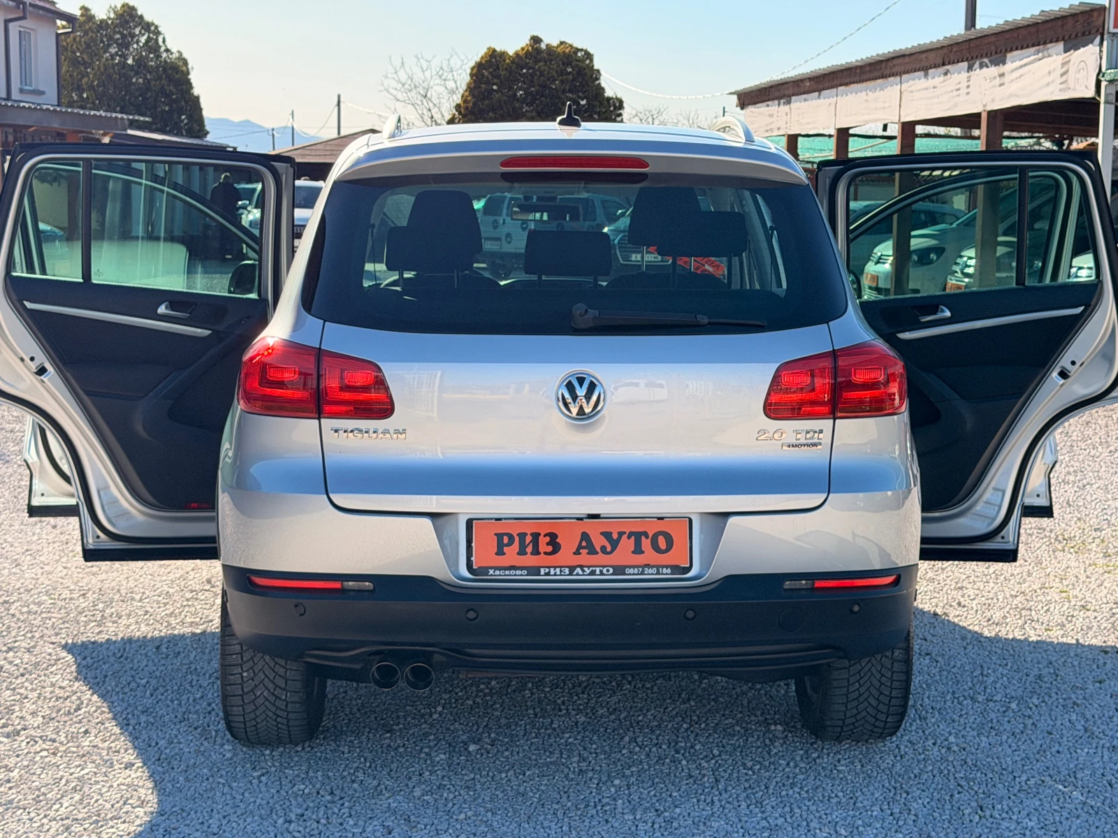 VW Tiguan 2.0TDI* NAVI* 100%km* KAMERA* LIZING, снимка 8 - Автомобили и джипове - 54146818